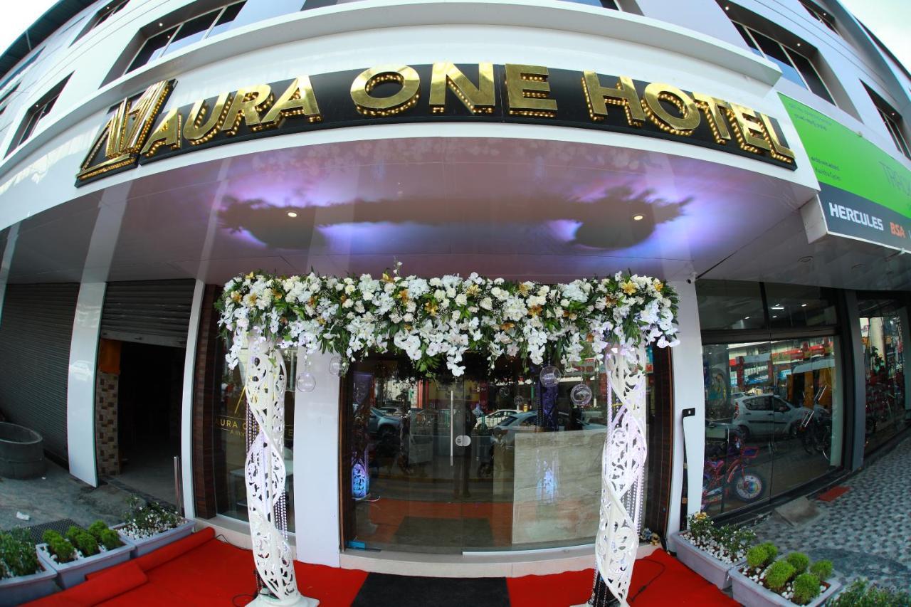 Aura One Hotel Kochi Eksteriør billede