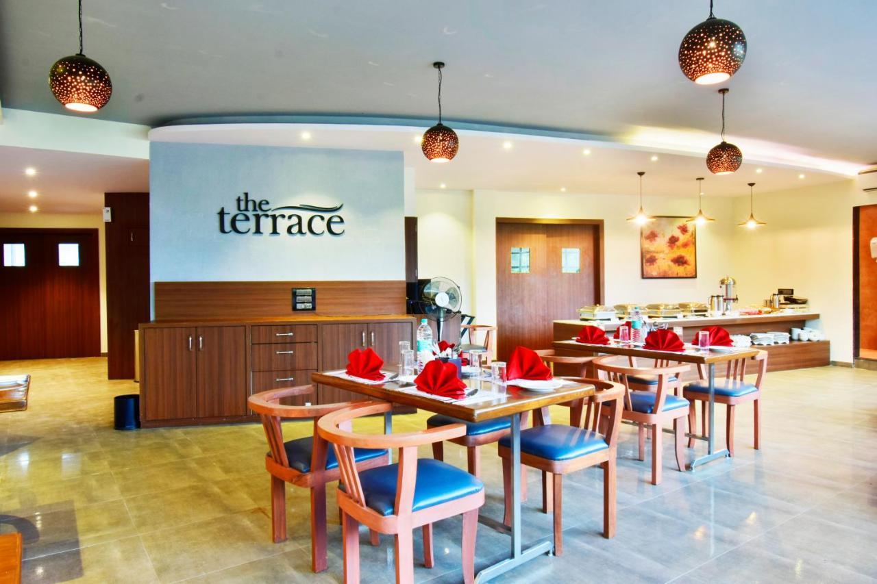 Aura One Hotel Kochi Eksteriør billede