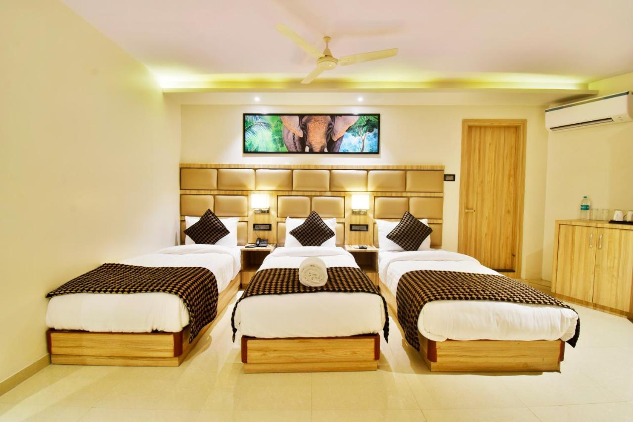 Aura One Hotel Kochi Eksteriør billede