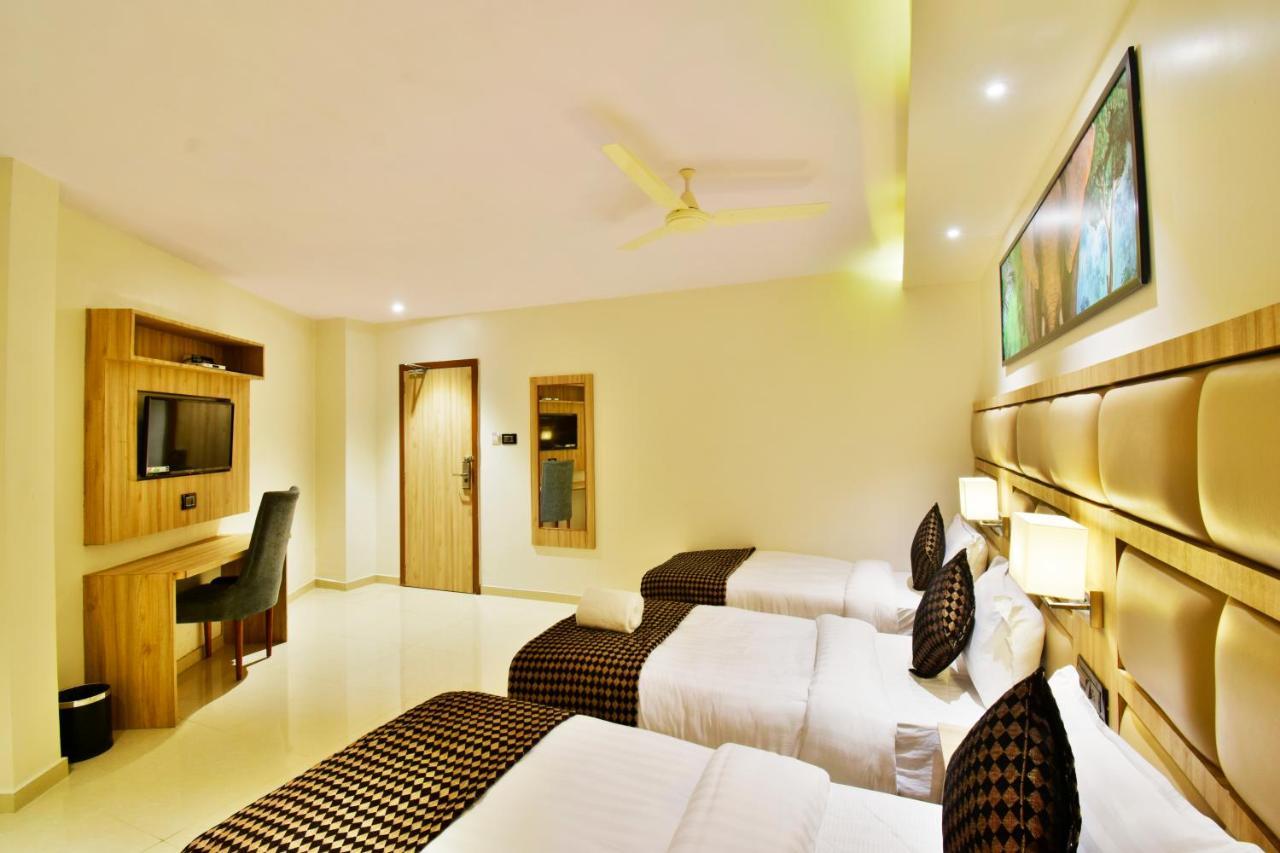 Aura One Hotel Kochi Eksteriør billede