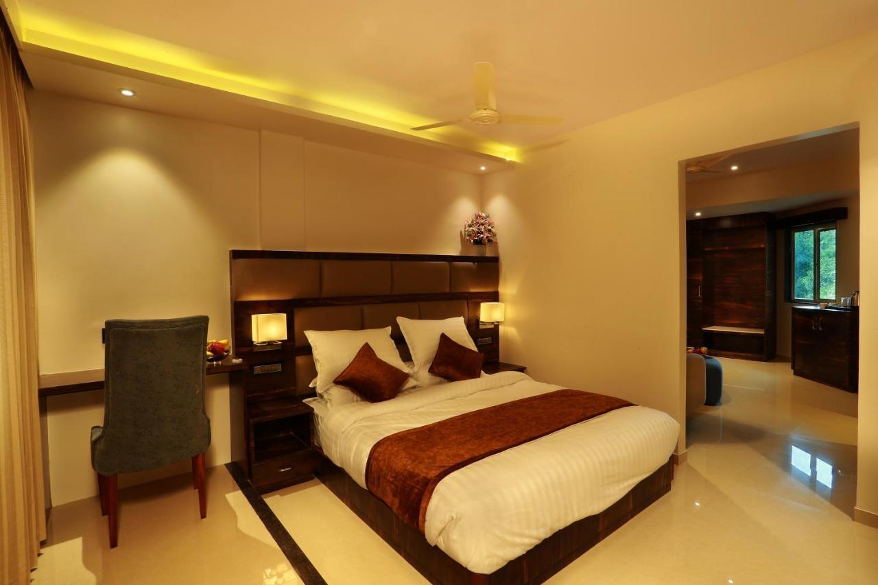 Aura One Hotel Kochi Eksteriør billede