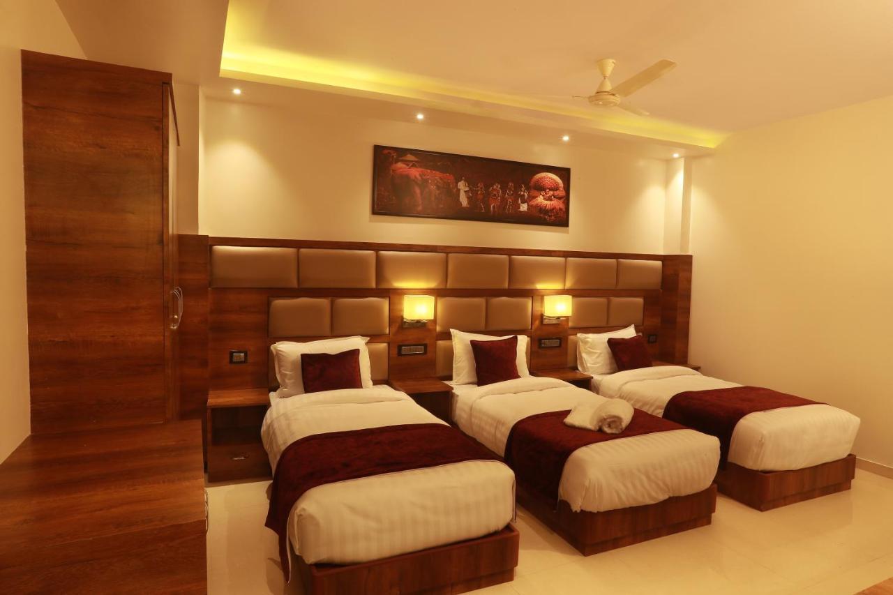 Aura One Hotel Kochi Eksteriør billede