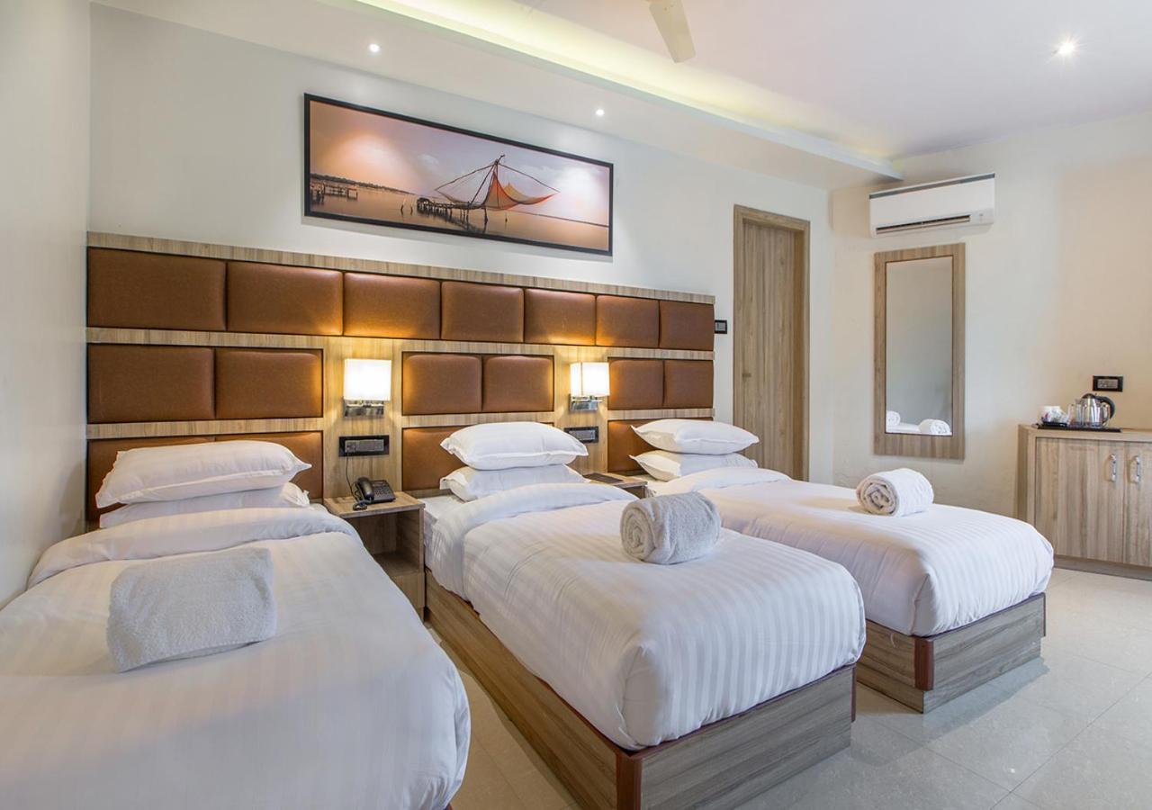 Aura One Hotel Kochi Eksteriør billede