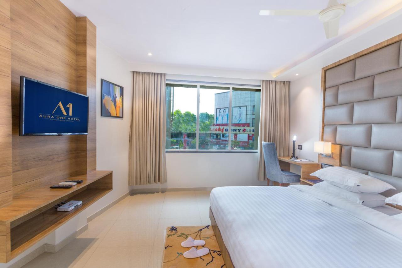 Aura One Hotel Kochi Eksteriør billede