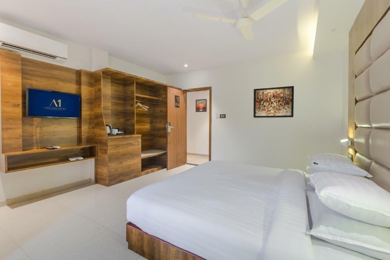 Aura One Hotel Kochi Eksteriør billede